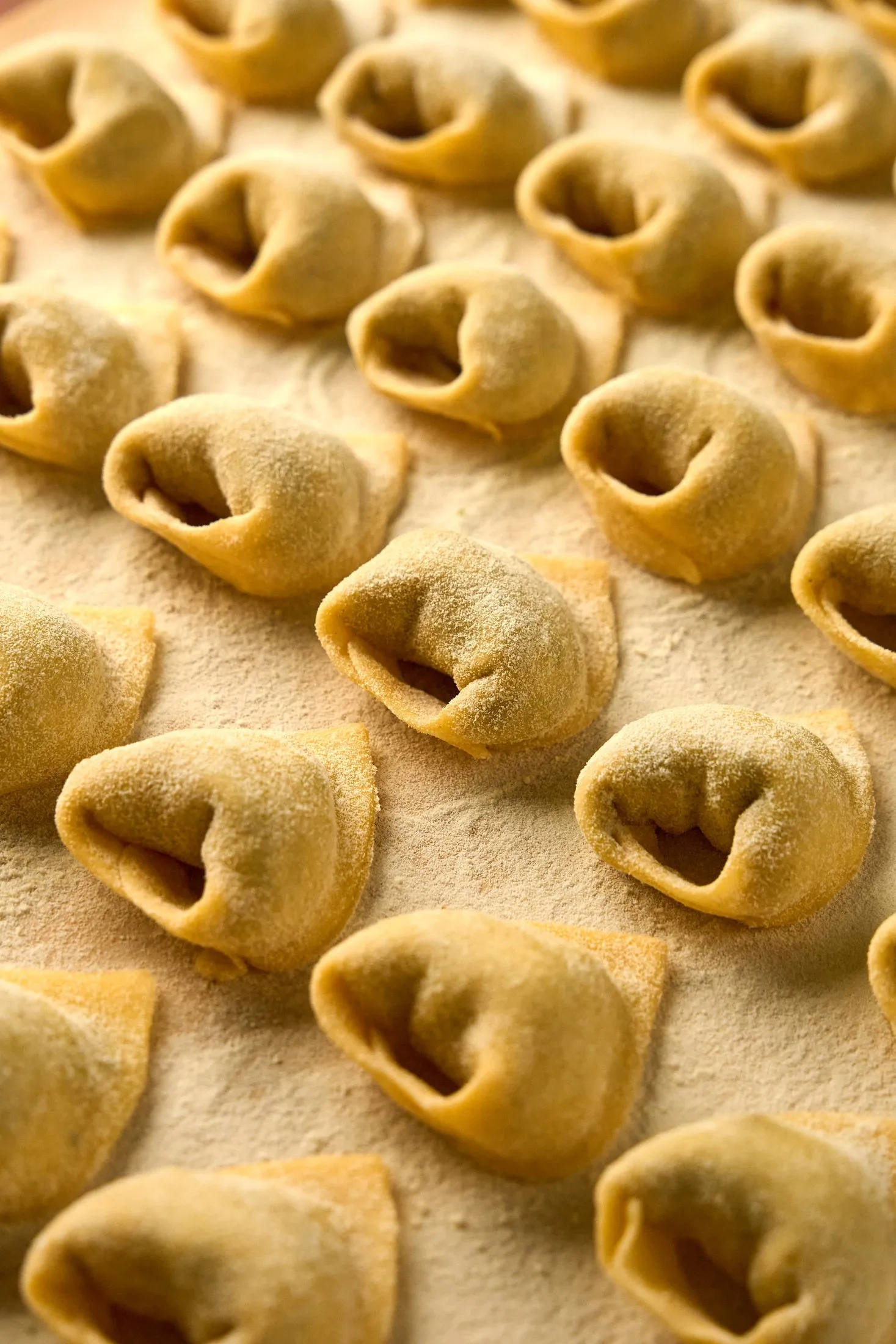 Pasta artesanal con hojas verdes
